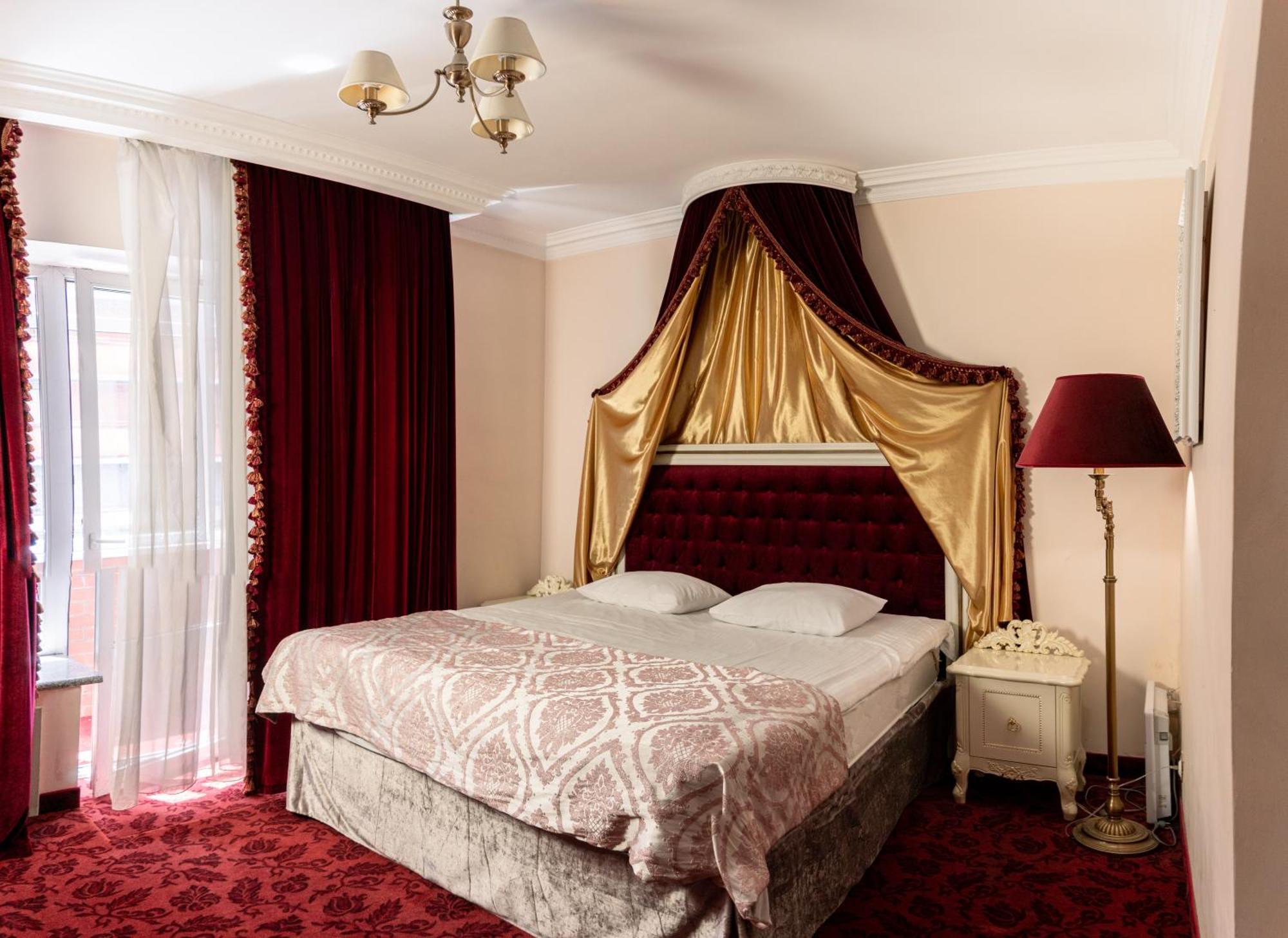 Royal City Hotel Kijev Kültér fotó