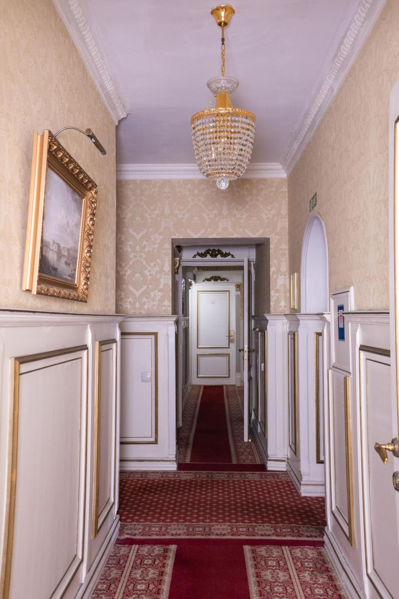 Royal City Hotel Kijev Kültér fotó